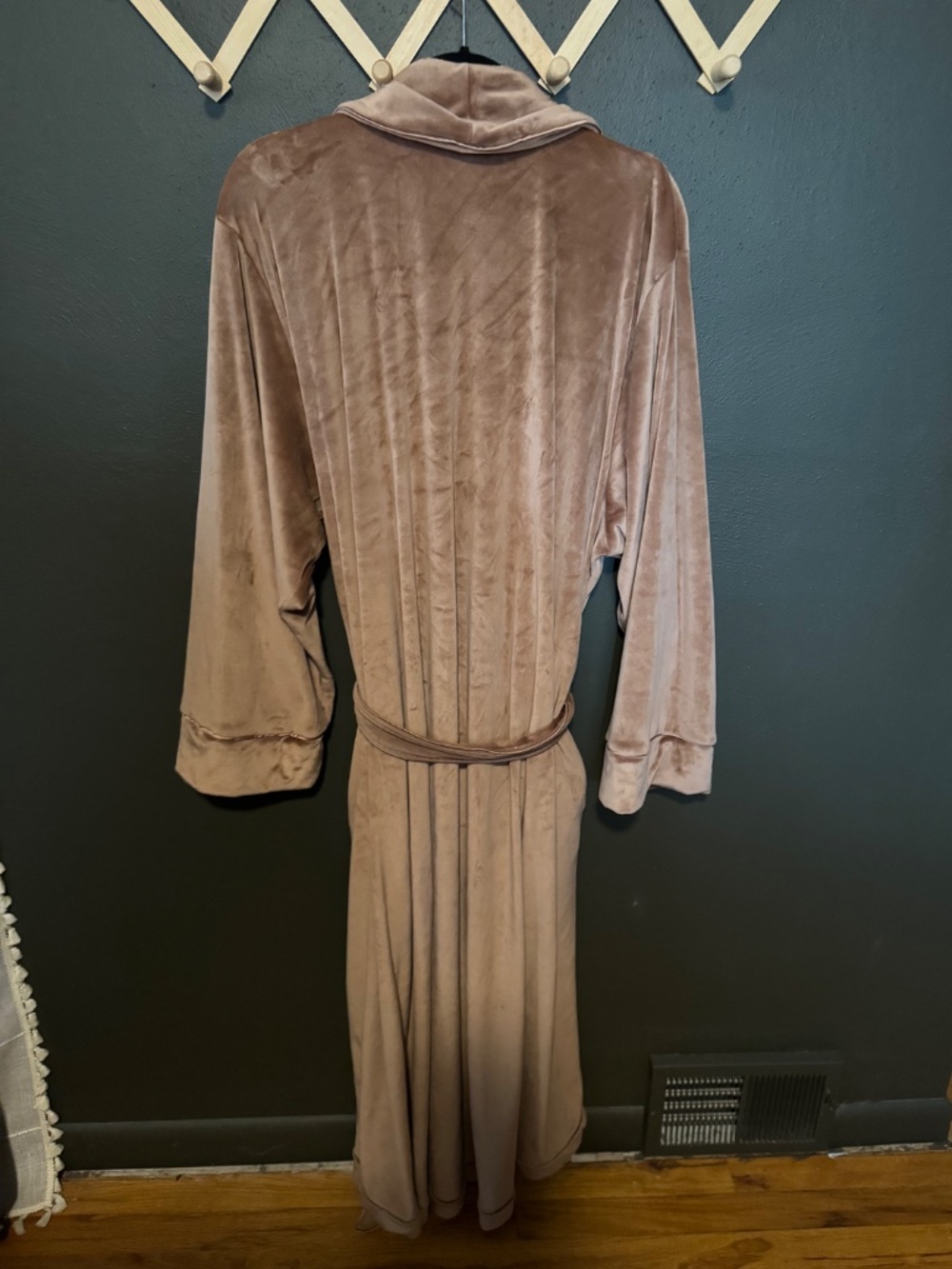 Skims Robe - Picture 2 of 4